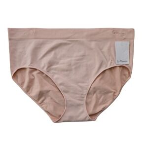 Le Mystere Seamless Comfort Brief Panty Size X-Large Pale Peach NWT‎